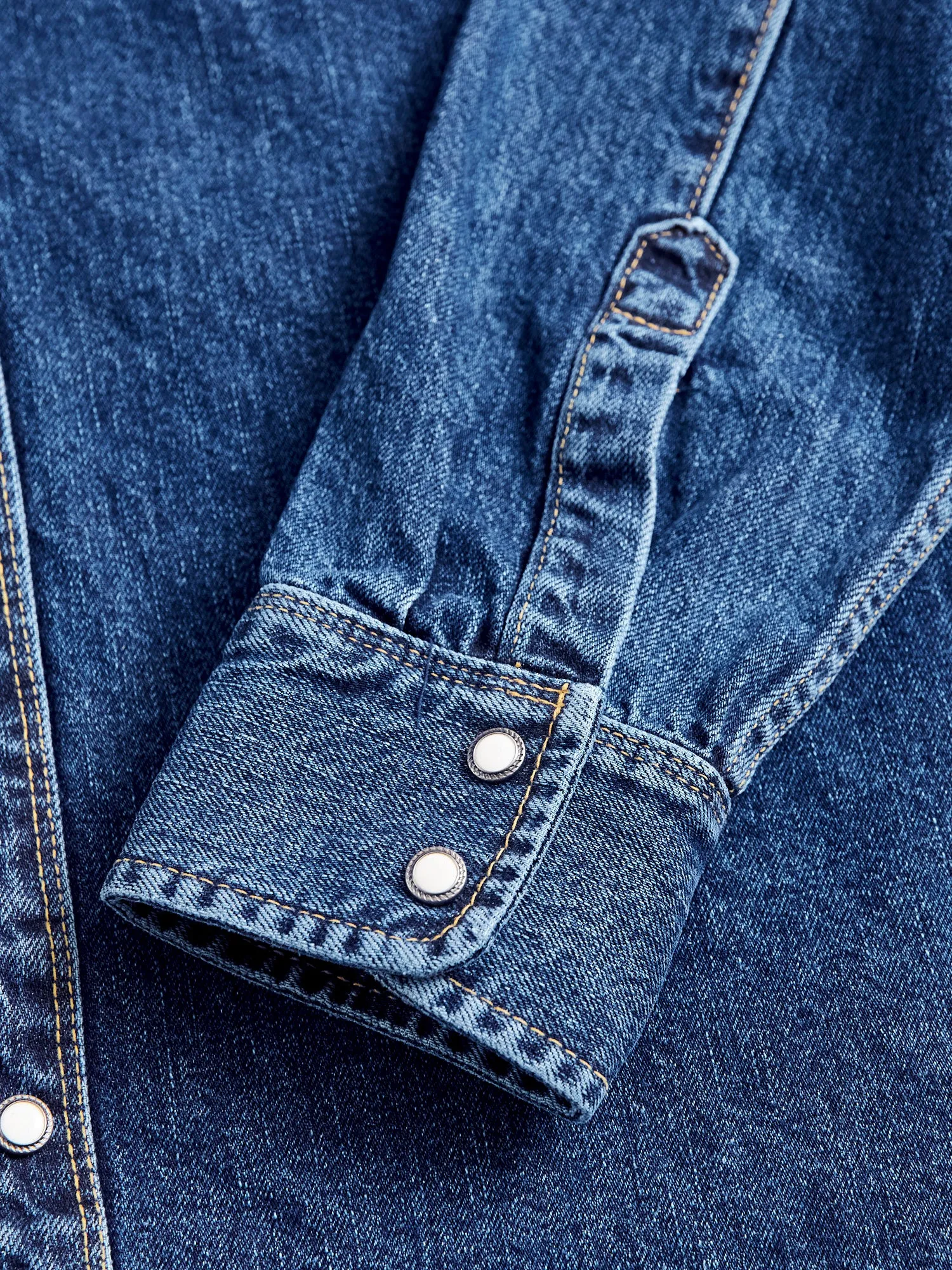 11oz Selvedge Western Shirt in Washed Indigo