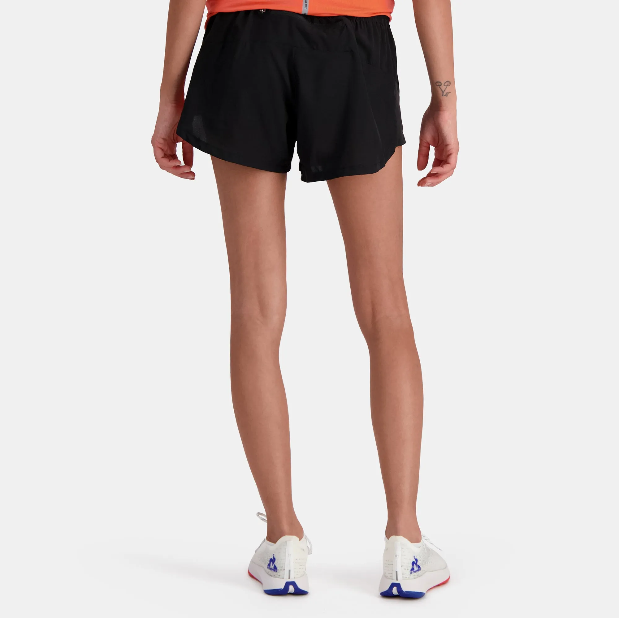 2321154-TRAINING LF Short Running N°2 W black | Short Femme