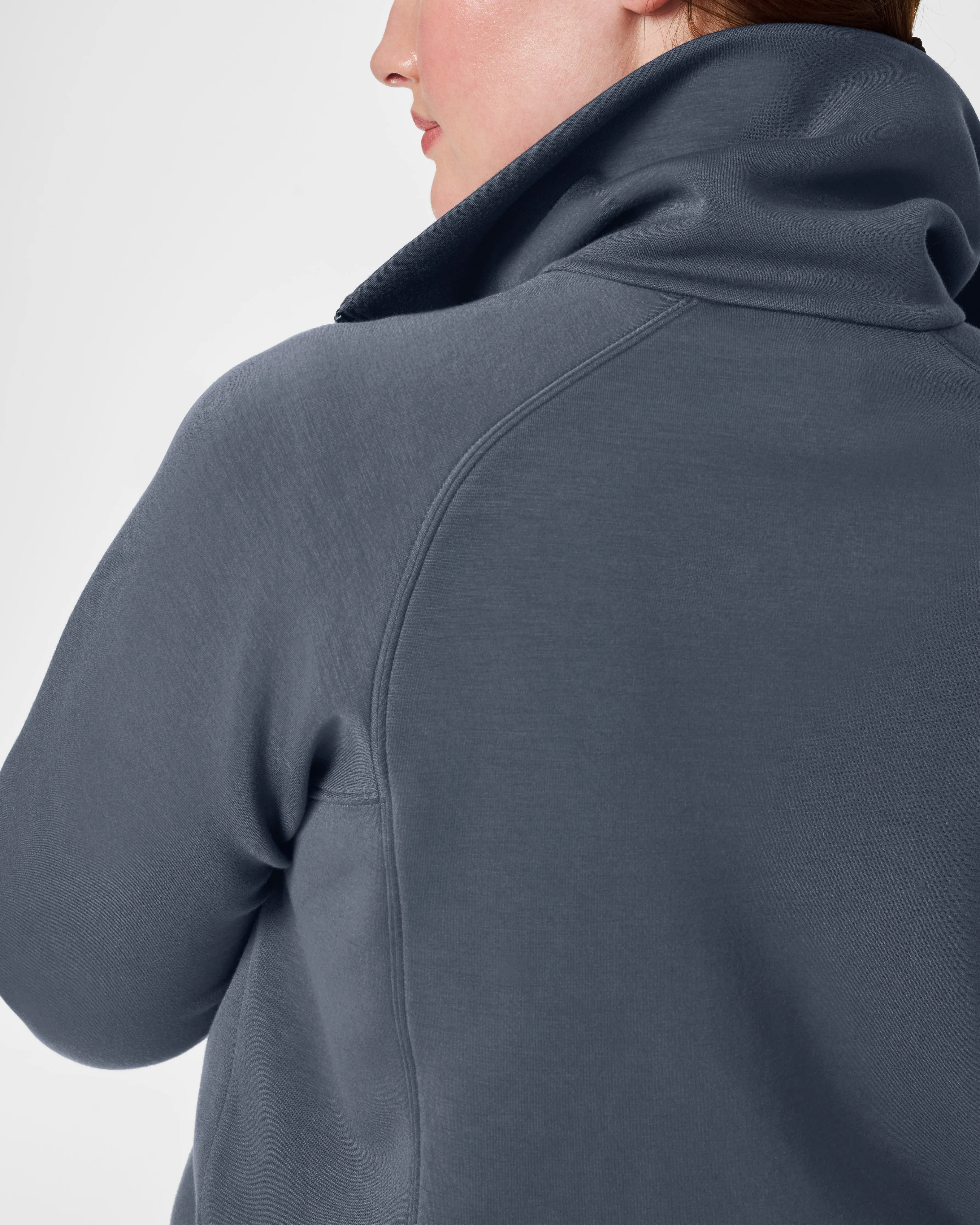 AirEssentials Half Zip