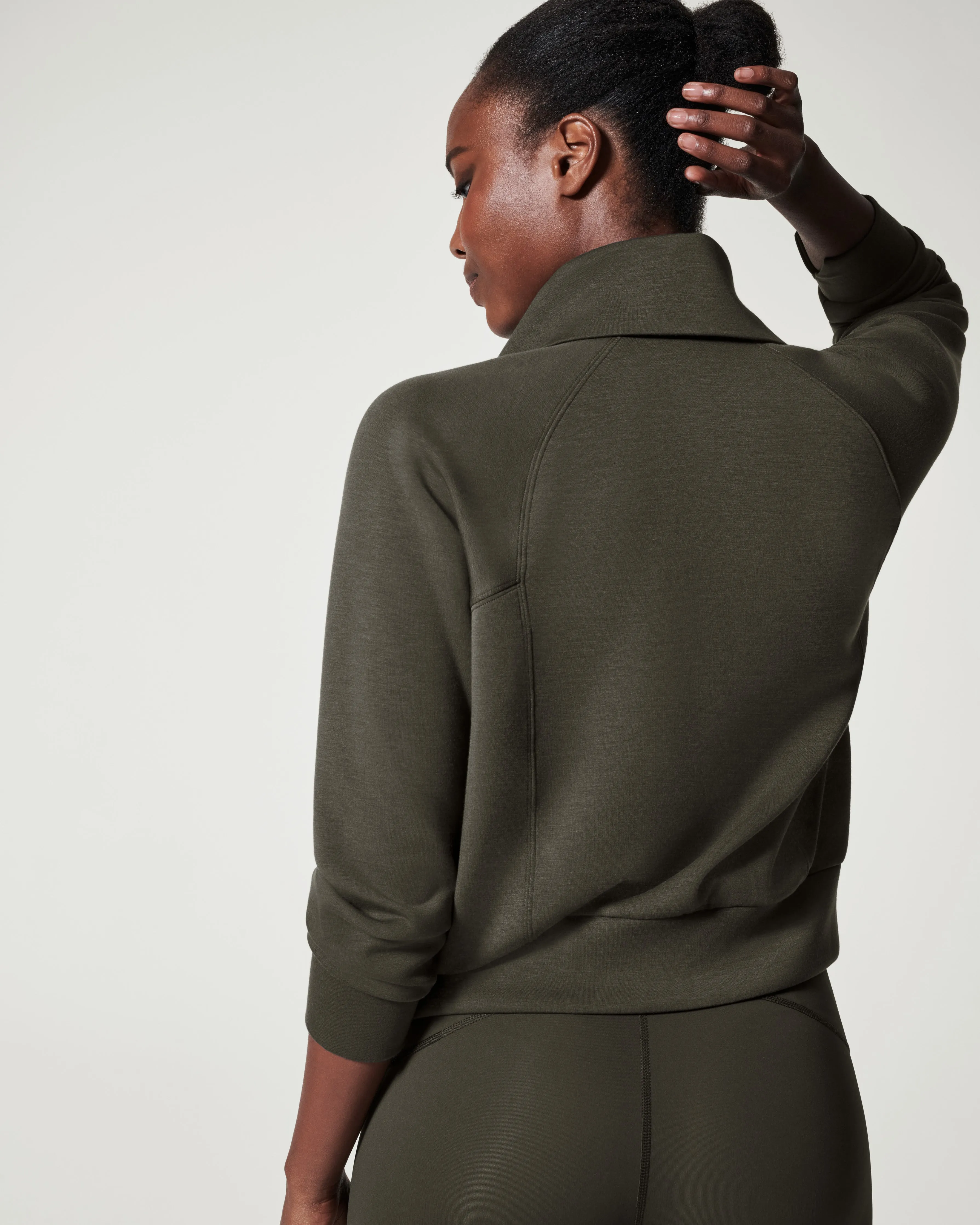AirEssentials Half Zip