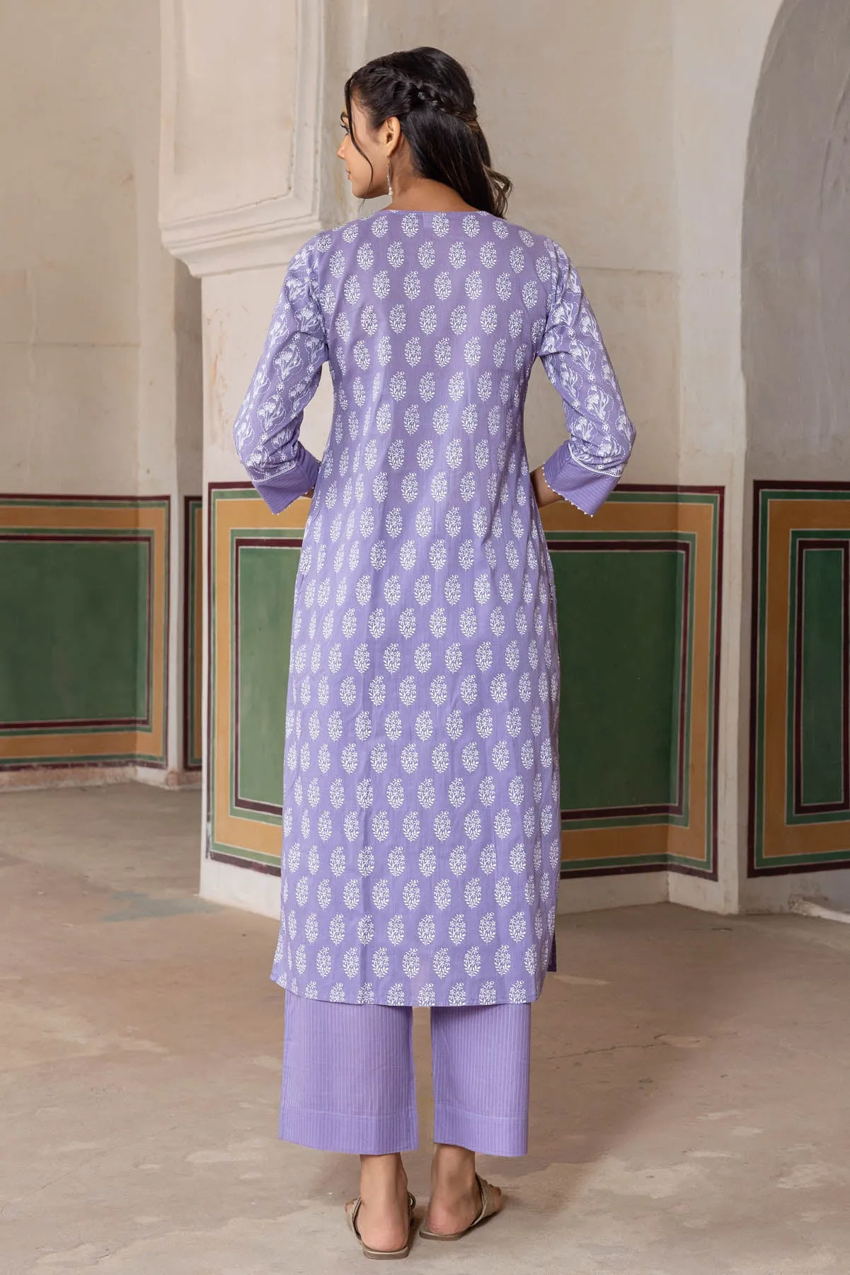 Amrut Chunakhadi Kurta