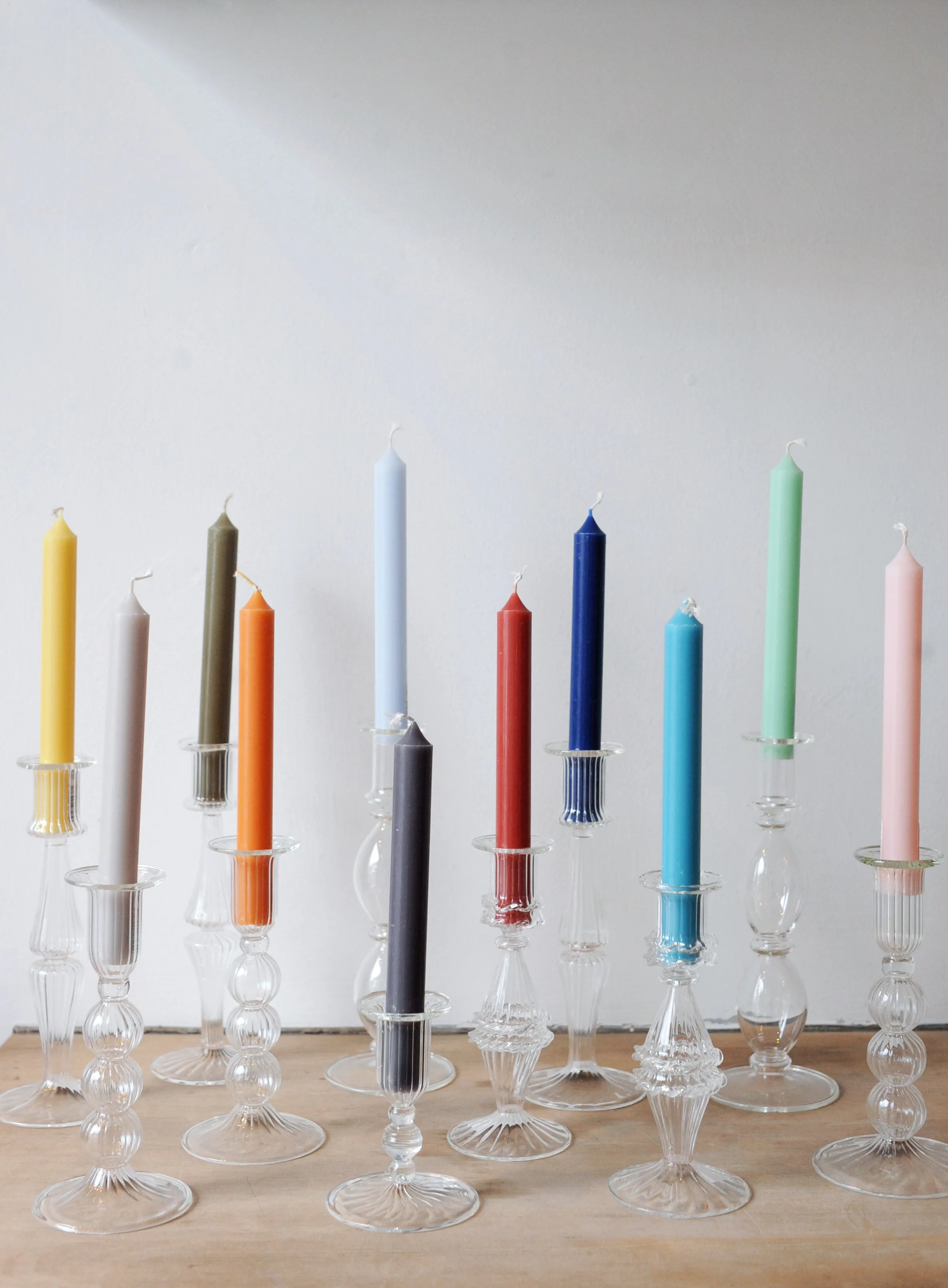 Box of 12 Vert Pastel Dinner Candles