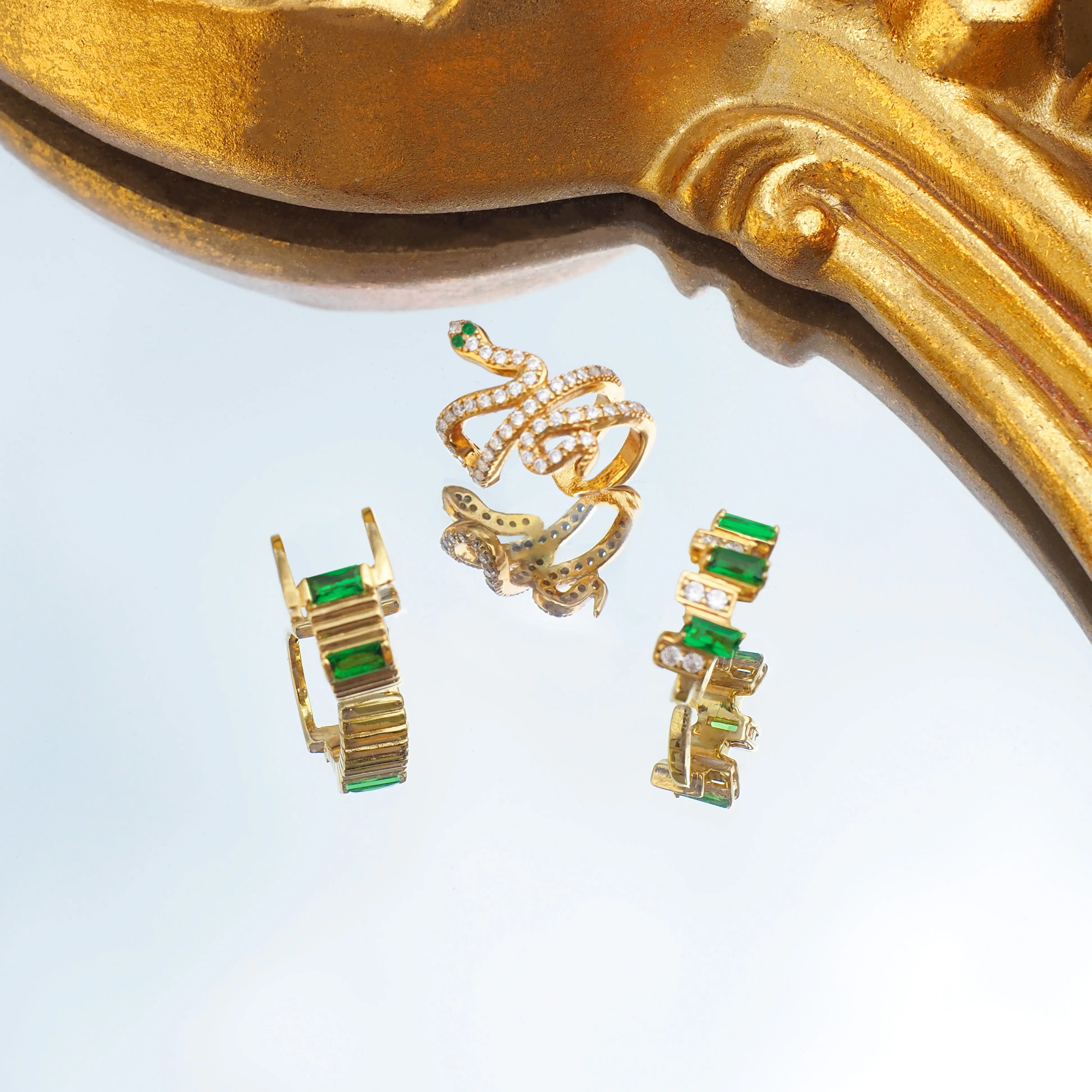 Ozzy Baguette And Crystal Ear Cuff