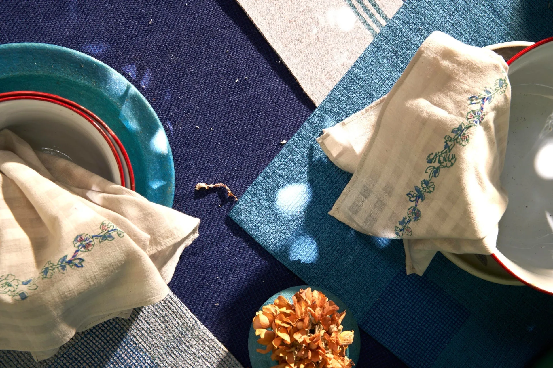 TABLE NAPKIN SET