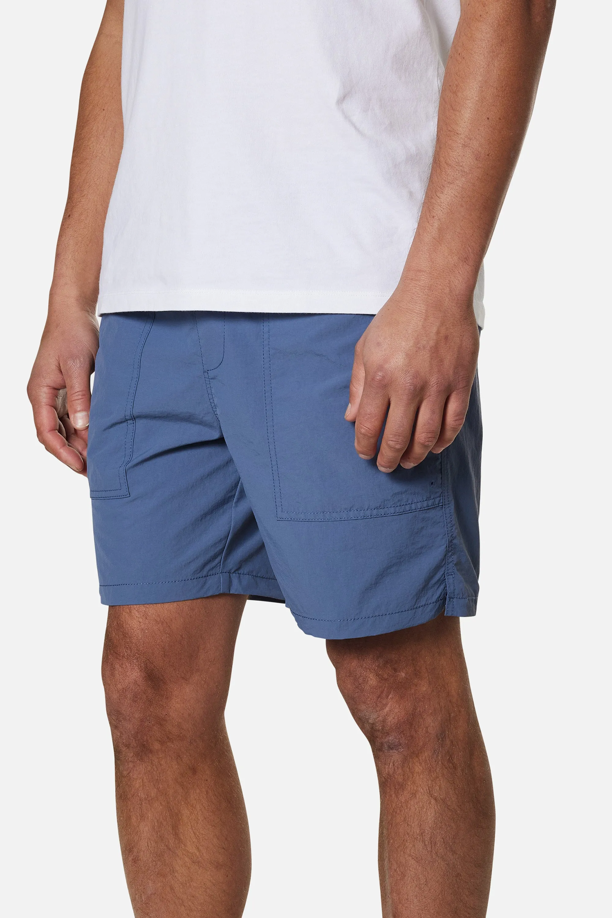 TRAILS NYLON SHORT